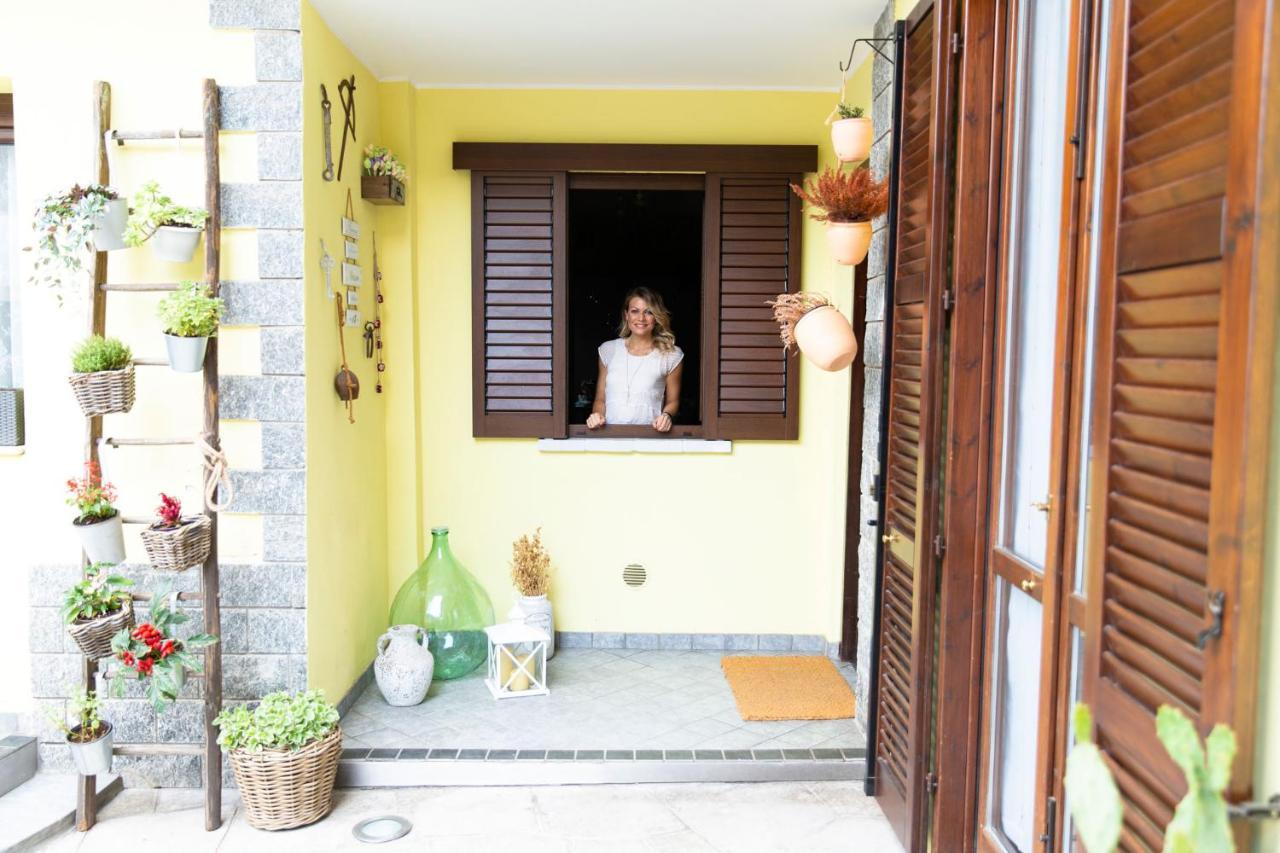 B&B La Corte Della Nonna Samarate Exteriör bild
