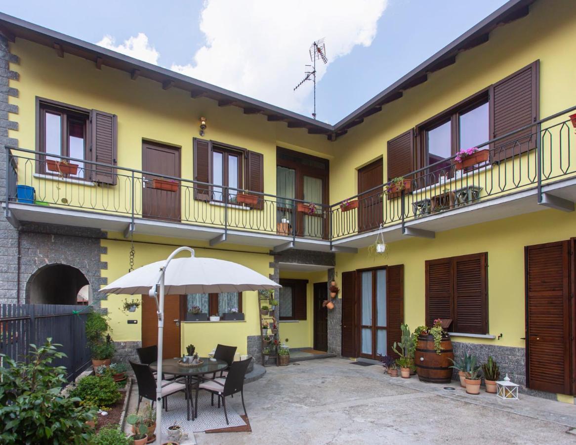 B&B La Corte Della Nonna Samarate Exteriör bild