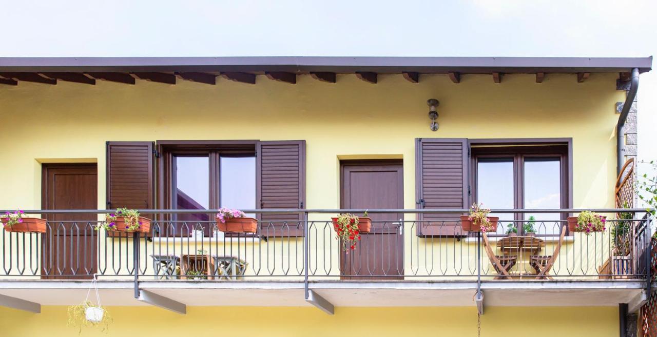 B&B La Corte Della Nonna Samarate Exteriör bild